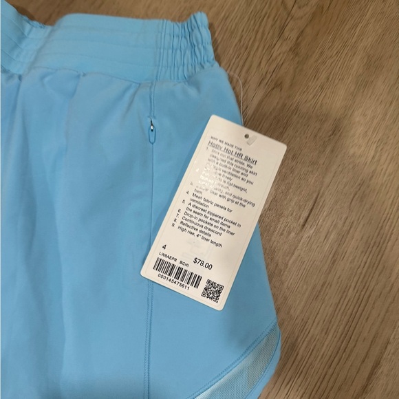NWT Lululemon hotty hot skirt - Picture 2 of 5
